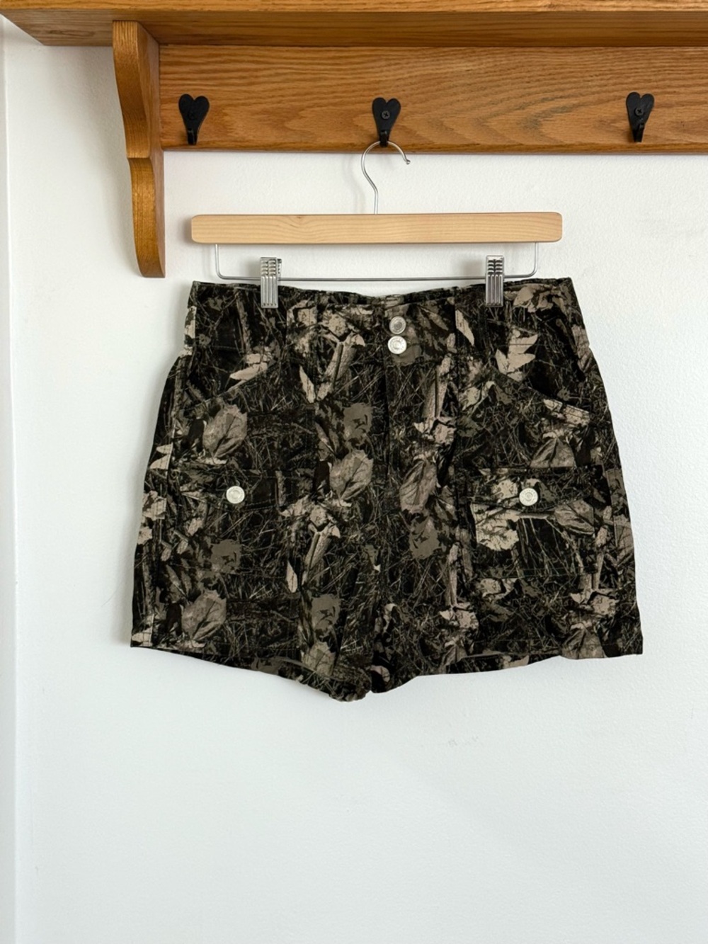 refuge High-Waist Olive & Black Patterned Shorts